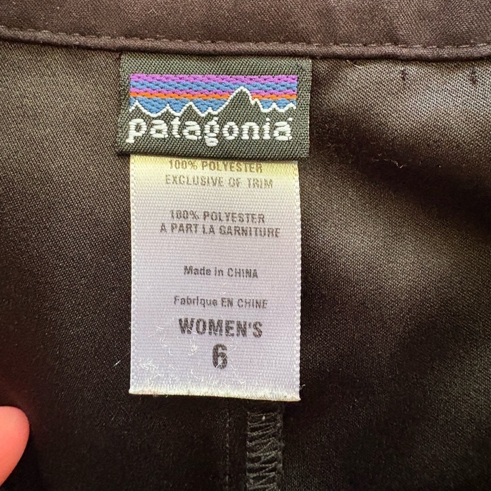 Patagonia women’s black skort skirt sz 6 side zipper on both sides front pocket - Picture 9 of 9